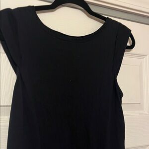 Chic Black Sleeveless Women's Tank Top